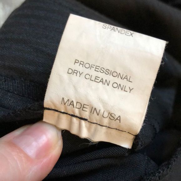 Poleci Dressy Cuffed Short - Picture 9 of 12